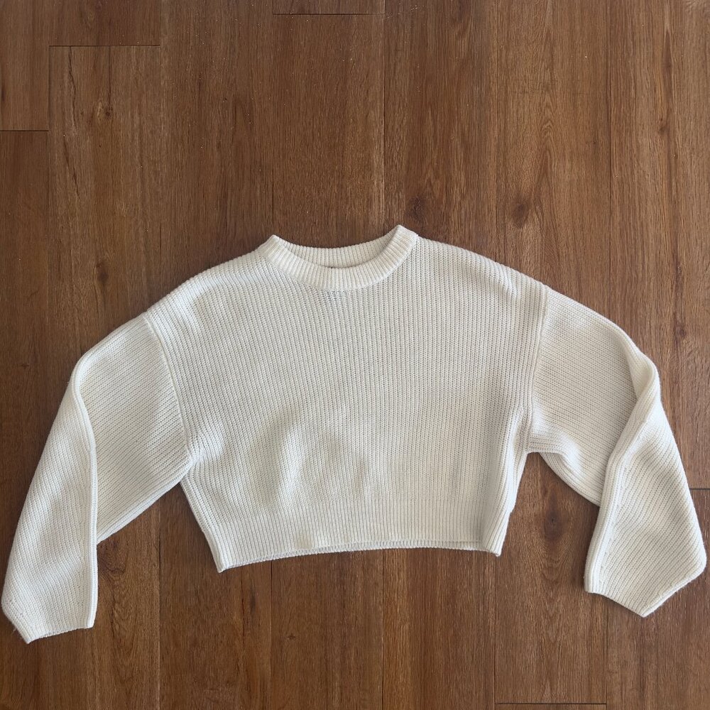 White H&M Crop Sweater